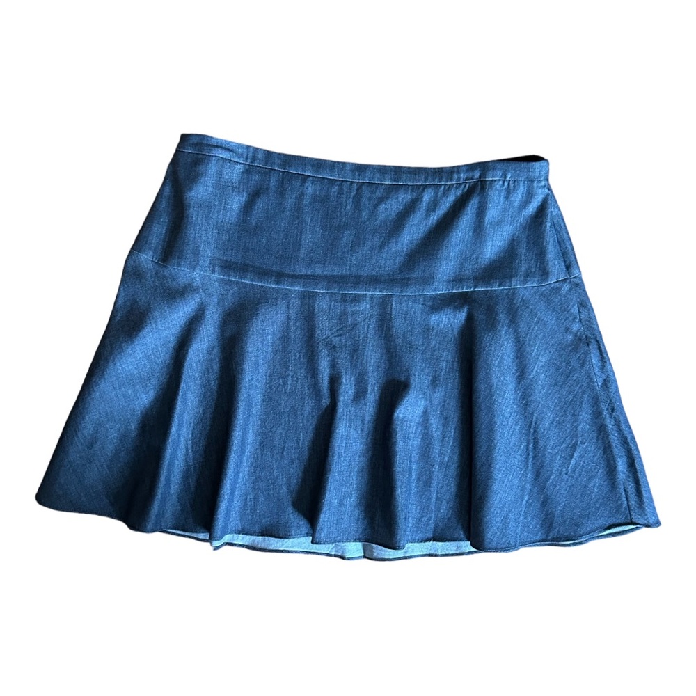 BCBG grey mini skirt with with zipper super soft size L GREY a denim look
